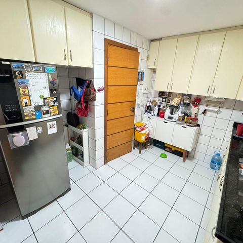 Casa de condomínio à venda com 200m², 3 quartos e 2 vagas Casa de condomínio à venda com 200m², 3 quartos e 2 vagasCozinha