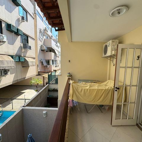 Casa de condomínio à venda com 200m², 3 quartos e 2 vagas Casa de condomínio à venda com 200m², 3 quartos e 2 vagasSuite 2 - varanda