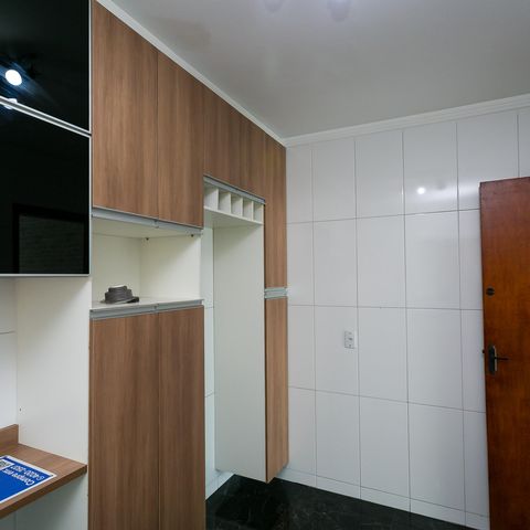Casa à venda com 120m², 2 quartos e 3 vagas Casa à venda com 120m², 2 quartos e 3 vagasCozinha