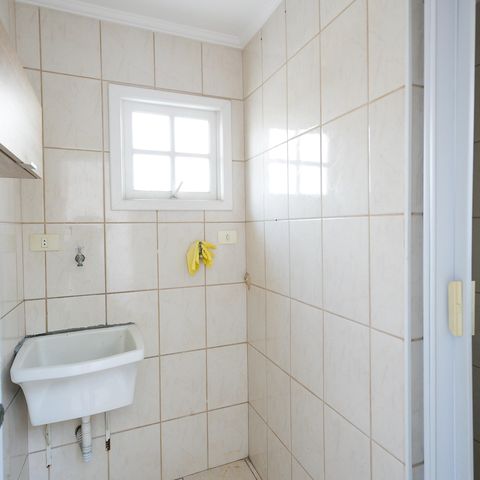 Casa à venda com 120m², 2 quartos e 3 vagas Casa à venda com 120m², 2 quartos e 3 vagasÁrea de Serviço