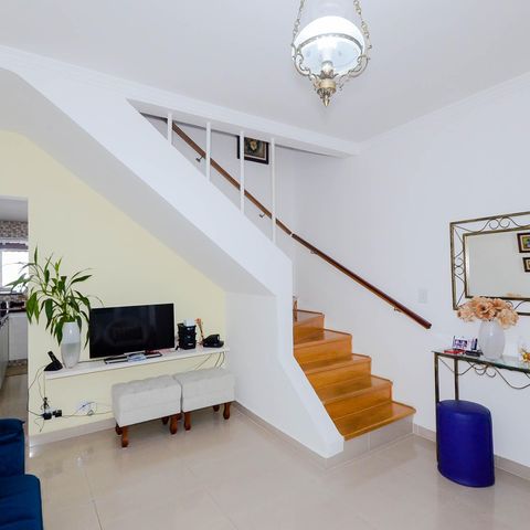Casa à venda com 100m², 2 quartos e 1 vagaSala