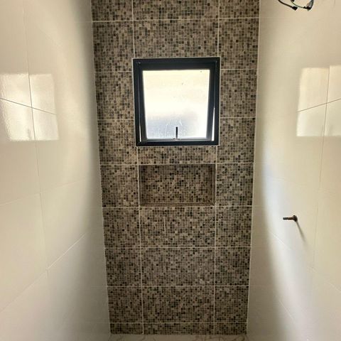 Casa à venda com 260m², 3 quartos e 5 vagasBanheiro da suíte 2