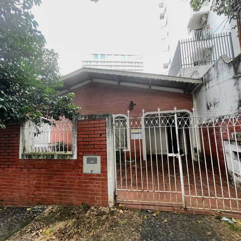Casa à venda com 175m², 3 quartos e 2 vagasFachada