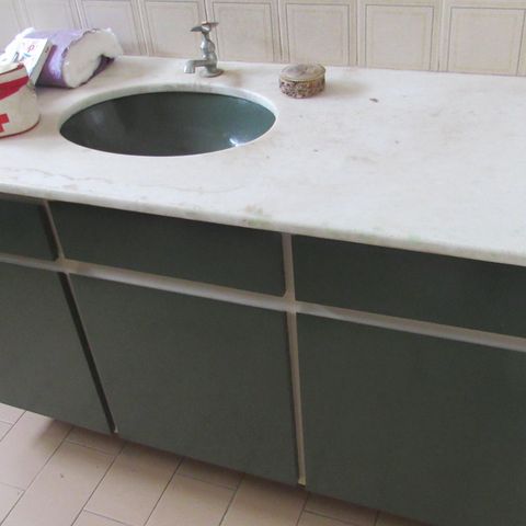 Casa à venda com 175m², 3 quartos e 2 vagasBanheiro