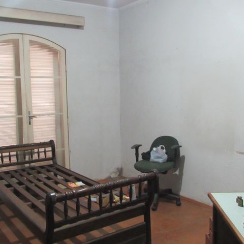Casa à venda com 175m², 3 quartos e 2 vagasQuarto
