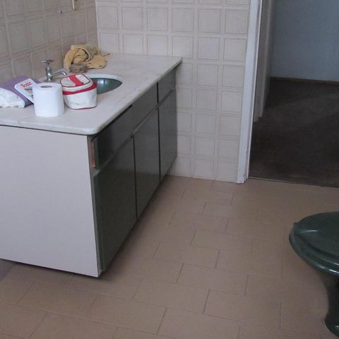 Casa à venda com 175m², 3 quartos e 2 vagasBanheiro