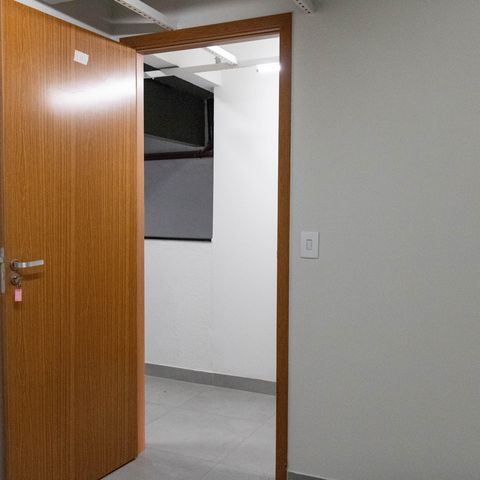 Apartamento à venda com 128m², 2 quartos e 2 vagas Apartamento à venda com 128m², 2 quartos e 2 vagasHome Office