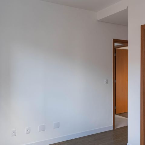 Apartamento à venda com 128m², 2 quartos e 2 vagas Apartamento à venda com 128m², 2 quartos e 2 vagasSuíte