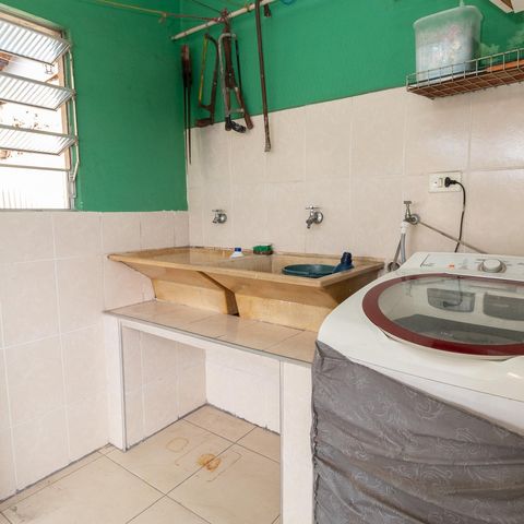 Casa à venda com 134m², 3 quartos e 2 vagasÁrea de Serviço