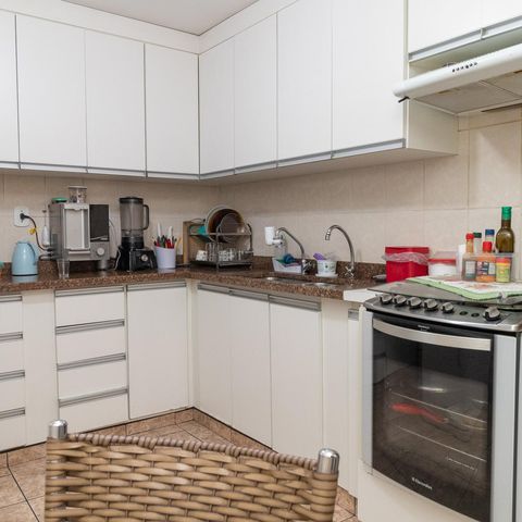 Casa à venda com 134m², 3 quartos e 2 vagasCozinha
