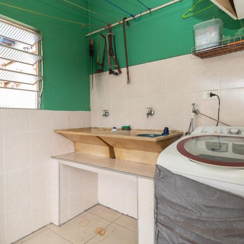 Casa à venda com 134m², 3 quartos e 2 vagasÁrea de Serviço
