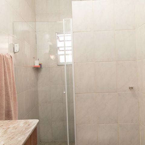 Casa à venda com 134m², 3 quartos e 2 vagasBanheiro da Suíte