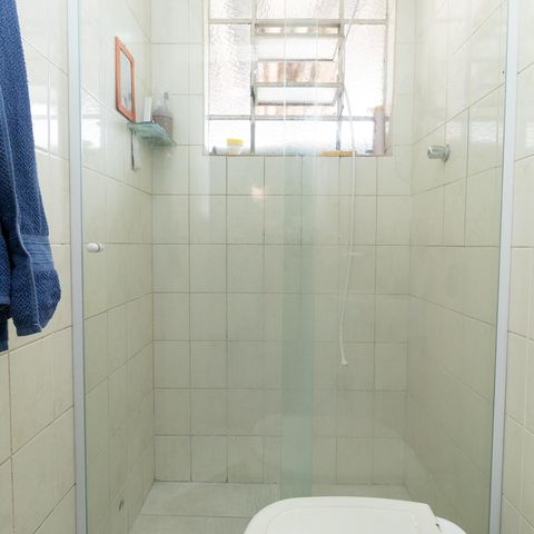 Casa à venda com 134m², 3 quartos e 2 vagasBanheiro 1