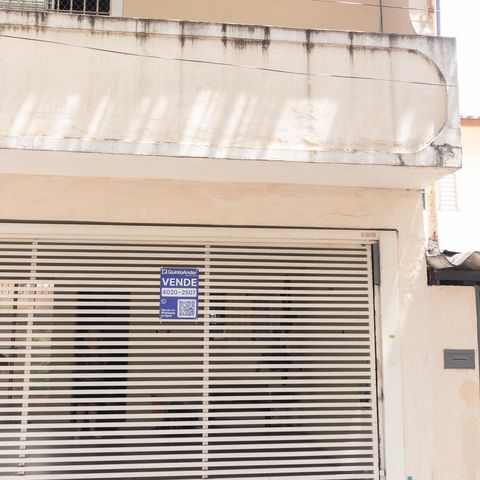Casa à venda com 134m², 3 quartos e 2 vagasPlaquinha + Fachada