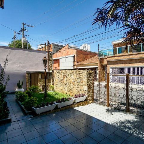 Casa à venda com 200m², 3 quartos e 4 vagasGaragem