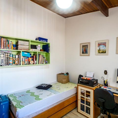 Casa à venda com 200m², 3 quartos e 4 vagasQuarto 