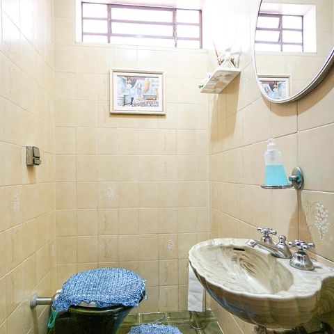 Casa à venda com 200m², 3 quartos e 4 vagasLavabo