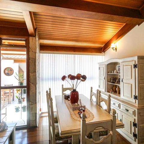 Casa à venda com 200m², 3 quartos e 4 vagasSala de jantar