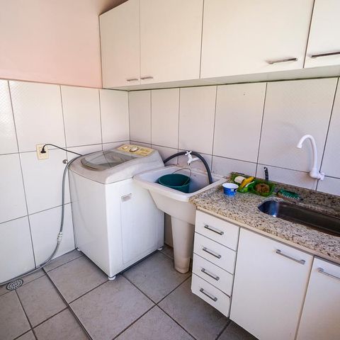 Casa à venda com 200m², 3 quartos e 4 vagasÁrea de serviço