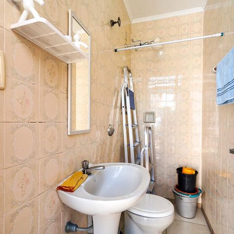 Casa à venda com 200m², 3 quartos e 4 vagasBanheiro de serviço