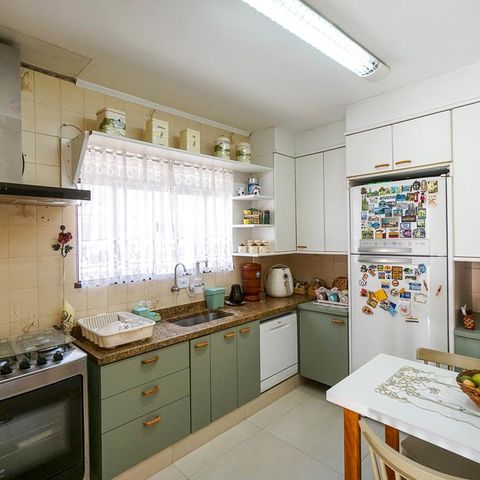 Casa à venda com 200m², 3 quartos e 4 vagasCozinha