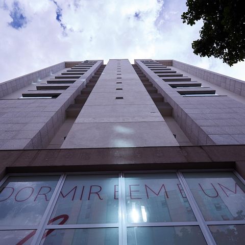 Apartamento à venda com 52m², 1 quarto e 2 vagasFachada