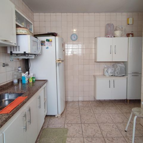 Apartamento à venda com 60m², 2 quartos e 2 vagas Apartamento à venda com 60m², 2 quartos e 2 vagasCozinha