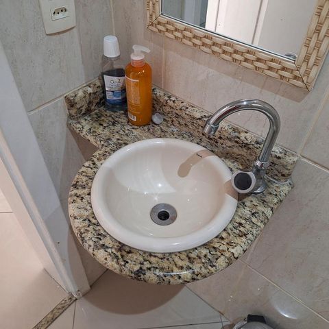Casa à venda com 133m², 3 quartos e 2 vagas Casa à venda com 133m², 3 quartos e 2 vagasBanheiro