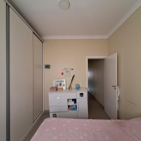 Casa à venda com 133m², 3 quartos e 2 vagas Casa à venda com 133m², 3 quartos e 2 vagasQuarto 1