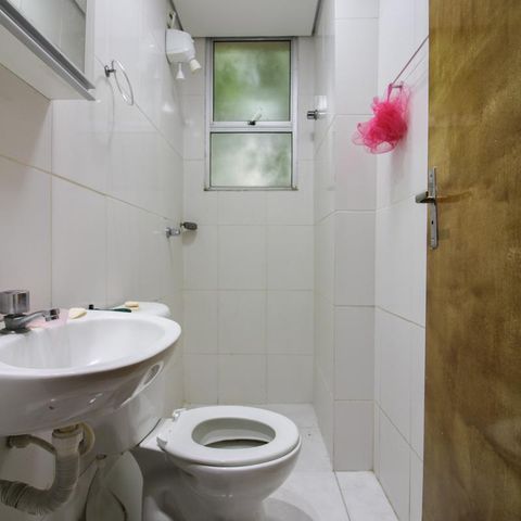 Apartamento à venda com 45m², 2 quartos e 2 vagasBanheiro Social