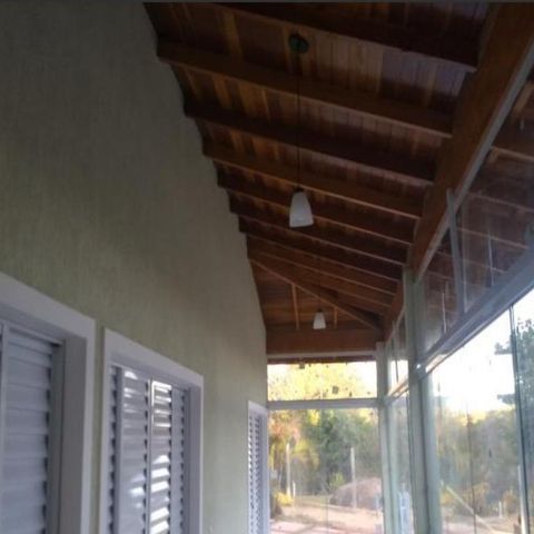 Casa à venda com 215m², 3 quartos e 8 vagas
