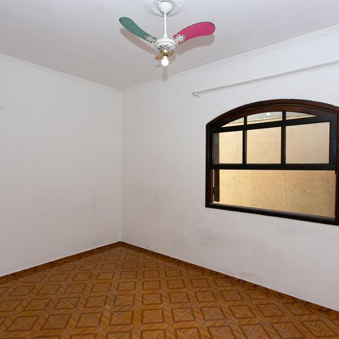 Casa à venda com 132m², 3 quartos e 2 vagas Casa à venda com 132m², 3 quartos e 2 vagasQuarto 3