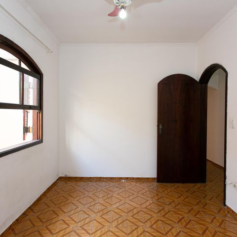 Casa à venda com 132m², 3 quartos e 2 vagas Casa à venda com 132m², 3 quartos e 2 vagasQuarto 3