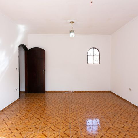 Casa à venda com 132m², 3 quartos e 2 vagas Casa à venda com 132m², 3 quartos e 2 vagasQuarto 1