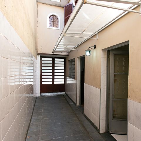 Casa à venda com 132m², 3 quartos e 2 vagas Casa à venda com 132m², 3 quartos e 2 vagasCorredor