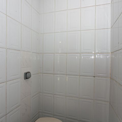 Casa à venda com 132m², 3 quartos e 2 vagas Casa à venda com 132m², 3 quartos e 2 vagasLavabo do Salão