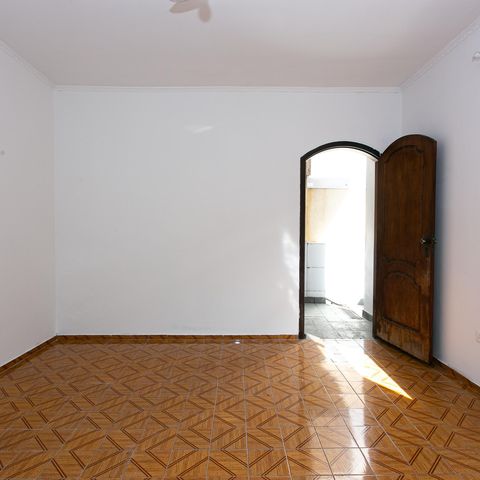 Casa à venda com 132m², 3 quartos e 2 vagas Casa à venda com 132m², 3 quartos e 2 vagasQuarto 2