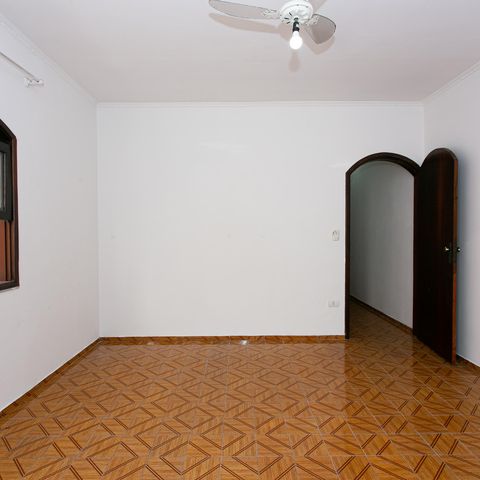Casa à venda com 132m², 3 quartos e 2 vagas Casa à venda com 132m², 3 quartos e 2 vagasQuarto 2