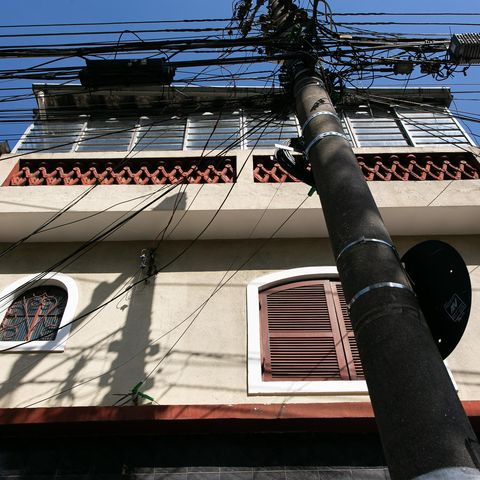 Casa à venda com 132m², 3 quartos e 2 vagas Casa à venda com 132m², 3 quartos e 2 vagasFachada
