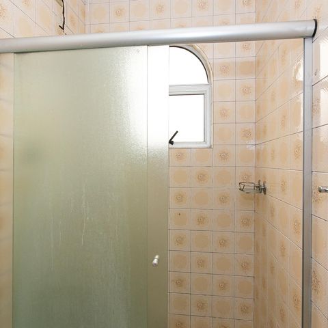 Casa à venda com 132m², 3 quartos e 2 vagas Casa à venda com 132m², 3 quartos e 2 vagasBanheiro 2