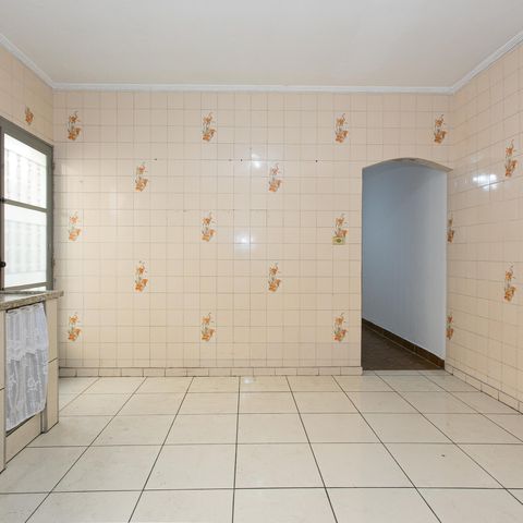 Casa à venda com 132m², 3 quartos e 2 vagas Casa à venda com 132m², 3 quartos e 2 vagasCozinha