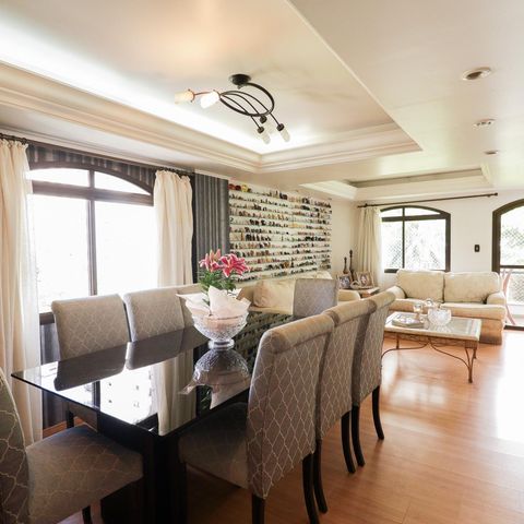 Apartamento à venda com 206m², 4 quartos e 4 vagasSala