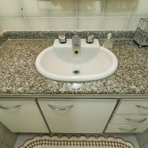Apartamento à venda com 206m², 4 quartos e 4 vagasBanheiro Social