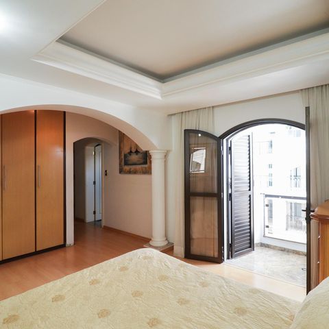 Apartamento à venda com 206m², 4 quartos e 4 vagasSuíte 2