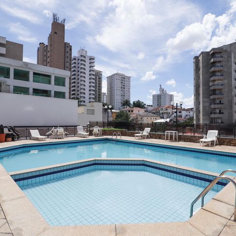Apartamento à venda com 206m², 4 quartos e 4 vagasPiscina