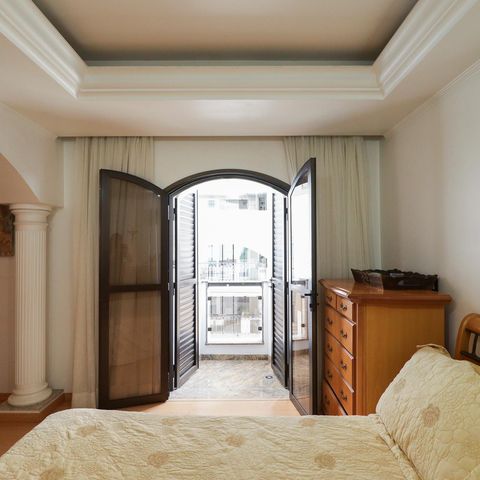 Apartamento à venda com 206m², 4 quartos e 4 vagasSuíte 2