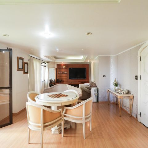 Apartamento à venda com 206m², 4 quartos e 4 vagasSala