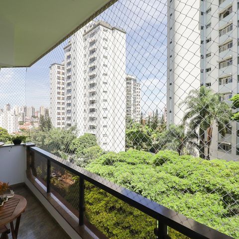 Apartamento à venda com 206m², 4 quartos e 4 vagasVaranda da Sala