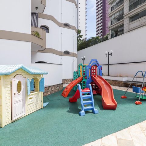 Apartamento à venda com 206m², 4 quartos e 4 vagasPlayground