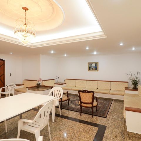 Apartamento à venda com 206m², 4 quartos e 4 vagasSalão de Festas